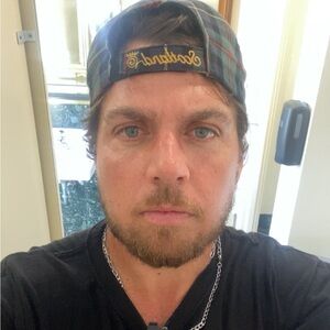 Meet your Posher, Stephen